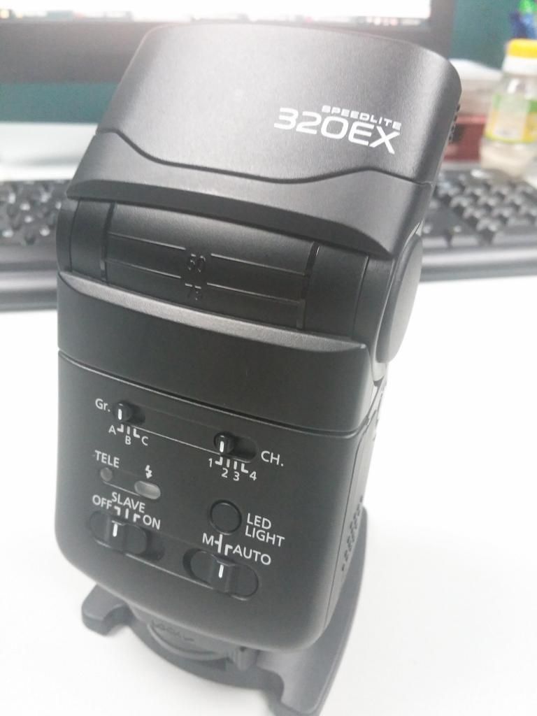 Cần bán Canon 60D + 100mm 2.8 macro + Flash Canon 320EX - Nikon D90 + kit 18-105 VR - 2