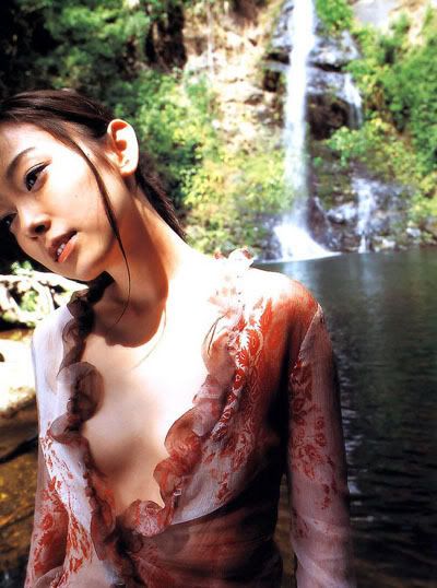 Megumi Kobashi hot bikinis girl