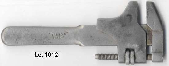 Victoa Patent Pocket Wrench April 8, & 9, 2006 Friedman Antique Wrench Auction Pics